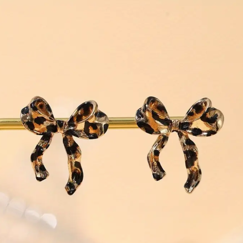 Leo bow Earrings ❤️