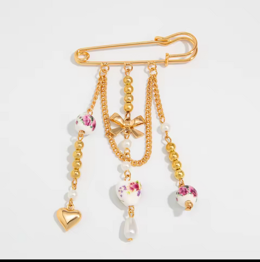 COCO BROOCHE 🎀🩷